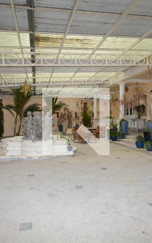 Casa à venda com 1100m², 4 quartos e 5 vagasQuintal