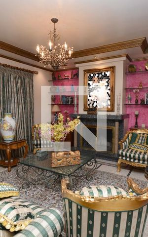 Casa à venda com 1100m², 4 quartos e 5 vagasSala 1