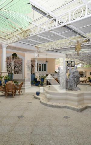 Casa à venda com 1100m², 4 quartos e 5 vagasQuintal