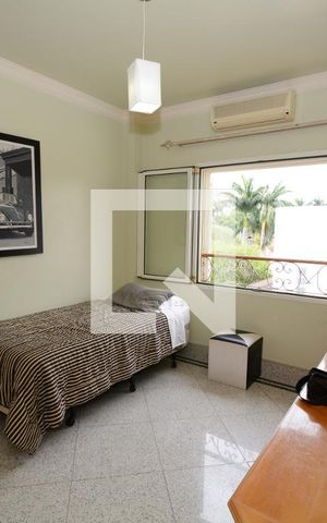 Casa à venda com 1100m², 4 quartos e 5 vagasQuarto 3