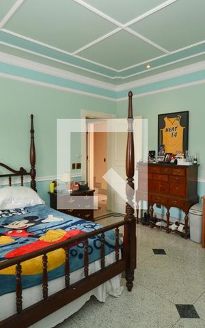 Casa à venda com 1100m², 4 quartos e 5 vagasSuíte 2