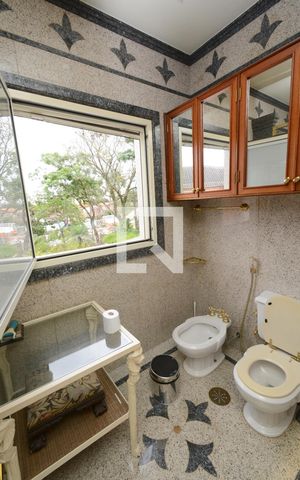 Casa à venda com 1100m², 4 quartos e 5 vagasBanheiro da Suíte master