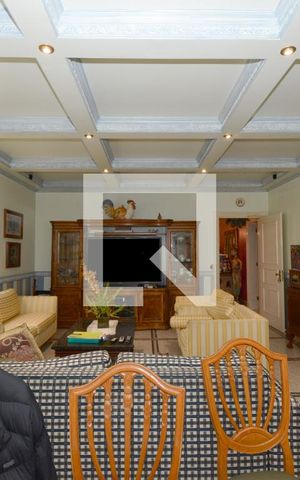 Casa à venda com 1100m², 4 quartos e 5 vagasSala de TV