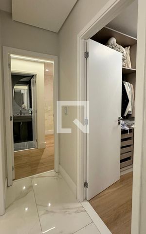 Apartamento à venda com 110m², 2 quartos e 2 vagasCorredor
