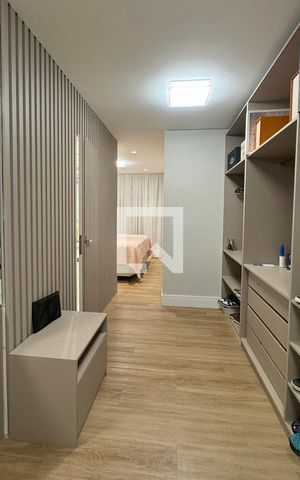 Apartamento à venda com 110m², 2 quartos e 2 vagasCloset da suíte 1