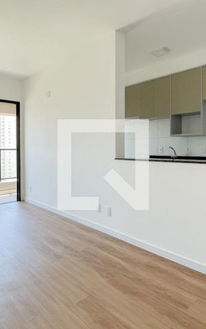 Apartamento para alugar com 55m², 2 quartos e 1 vaga Apartamento para alugar com 55m², 2 quartos e 1 vagaSala