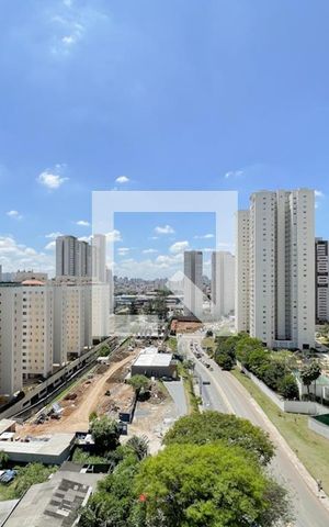 Apartamento para alugar com 55m², 2 quartos e 1 vaga Apartamento para alugar com 55m², 2 quartos e 1 vagaVista - Sacada