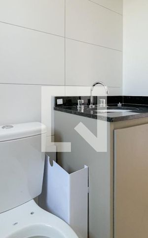 Apartamento para alugar com 55m², 2 quartos e 1 vaga Apartamento para alugar com 55m², 2 quartos e 1 vagaBanheiro Social