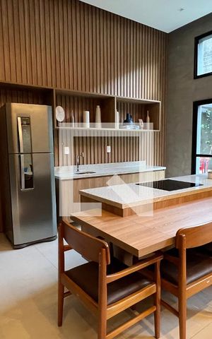 Studio para alugar com 27m², 1 quarto e sem vaga Studio para alugar com 27m², 1 quarto e sem vagaSalão de Festas