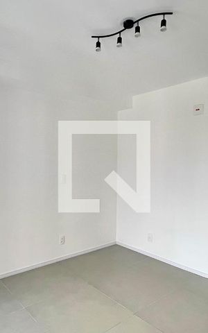 Studio para alugar com 27m², 1 quarto e sem vaga Studio para alugar com 27m², 1 quarto e sem vagaQuarto