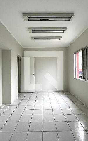 Casa para alugar com 150m², 3 quartos e sem vaga Casa para alugar com 150m², 3 quartos e sem vagaSala