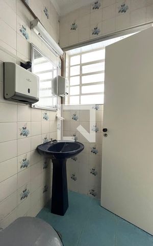 Casa para alugar com 150m², 3 quartos e sem vaga Casa para alugar com 150m², 3 quartos e sem vagaBanheiro da Suíte