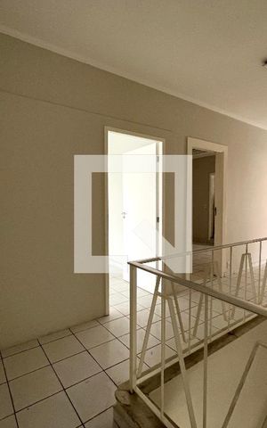 Casa para alugar com 150m², 3 quartos e sem vaga Casa para alugar com 150m², 3 quartos e sem vagaCorredor