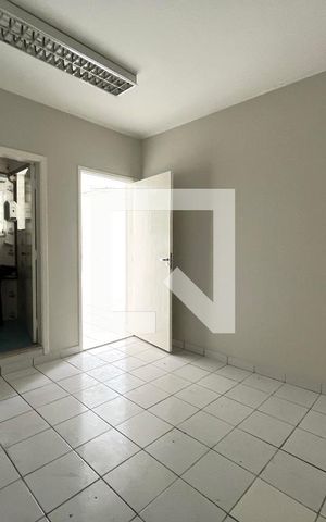 Casa para alugar com 150m², 3 quartos e sem vaga Casa para alugar com 150m², 3 quartos e sem vagaSuite