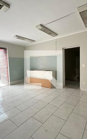 Casa para alugar com 150m², 3 quartos e sem vaga Casa para alugar com 150m², 3 quartos e sem vagaCopa