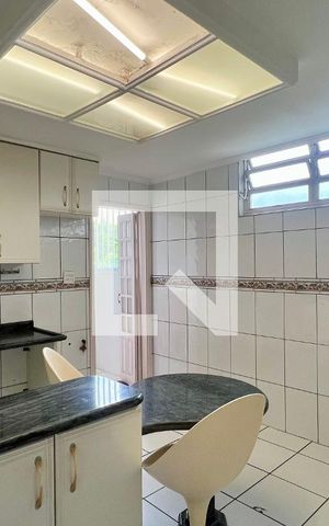 Apartamento para alugar com 118m², 2 quartos e 2 vagas Apartamento para alugar com 118m², 2 quartos e 2 vagasCozinha