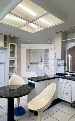 Apartamento para alugar com 118m², 2 quartos e 2 vagas Apartamento para alugar com 118m², 2 quartos e 2 vagasCozinha