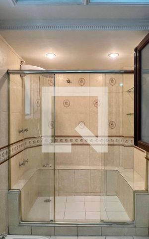 Apartamento para alugar com 118m², 2 quartos e 2 vagas Apartamento para alugar com 118m², 2 quartos e 2 vagasBanheiro