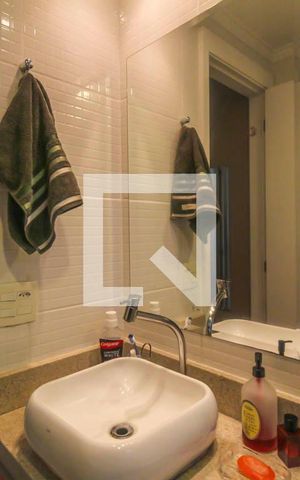 Apartamento para alugar com 48m², 2 quartos e 1 vagaBanheiro
