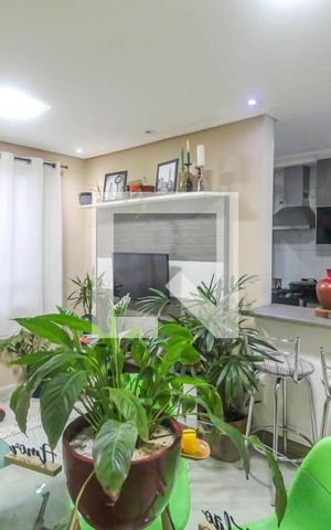Apartamento para alugar com 48m², 2 quartos e 1 vagaSala