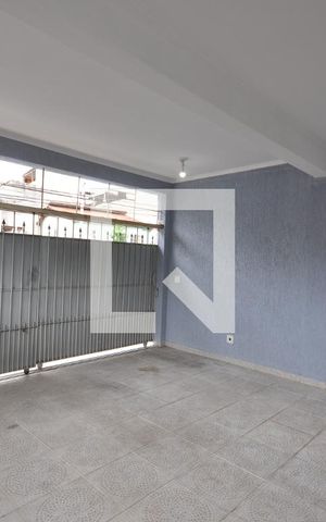 Casa à venda com 340m², 4 quartos e 1 vagaGaragem