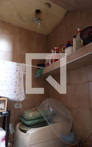 Casa à venda com 100m², 4 quartos e 2 vagasLavanderia - casa 2