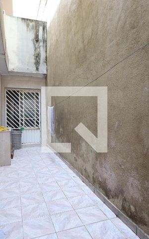 Casa à venda com 100m², 4 quartos e 2 vagasLavanderia - casa 1