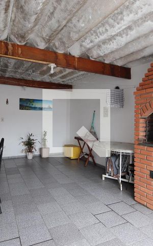 Casa à venda com 100m², 4 quartos e 2 vagasSalão