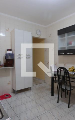 Casa à venda com 100m², 4 quartos e 2 vagasCozinha - casa 2