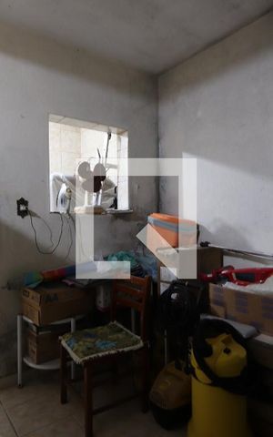 Casa à venda com 100m², 4 quartos e 2 vagasQuarto 2 - casa 1