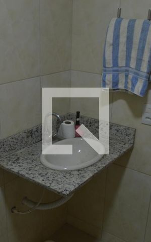 Casa de condomínio à venda com 220m², 4 quartos e sem vagaBanheiro 2