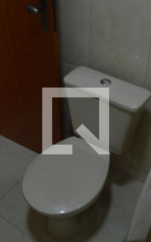 Casa de condomínio à venda com 220m², 4 quartos e sem vagaBanheiro 2