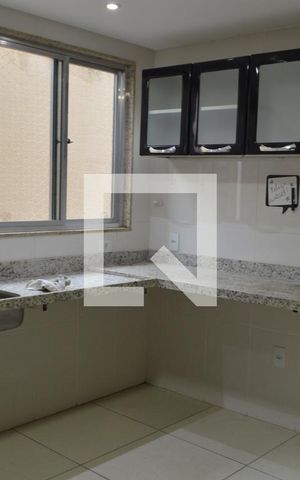 Casa de condomínio à venda com 220m², 4 quartos e sem vagaCozinha
