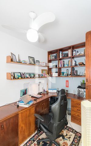 Apartamento à venda com 78m², 2 quartos e 1 vagaQuarto de Serviço