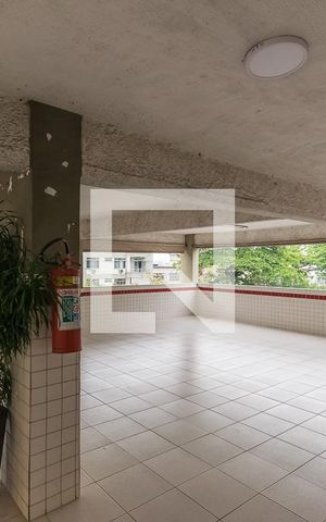 Apartamento à venda com 78m², 2 quartos e 1 vagaÁrea Comum - Playground