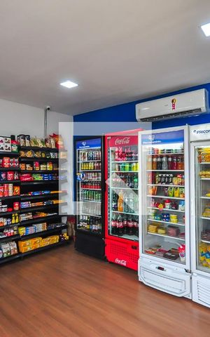 Apartamento à venda com 49m², 2 quartos e 1 vaga Apartamento à venda com 49m², 2 quartos e 1 vagaMercadinho