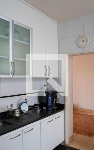 Apartamento à venda com 350m², 5 quartos e 3 vagas Apartamento à venda com 350m², 5 quartos e 3 vagasCozinha