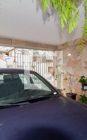 Casa à venda com 307m², 2 quartos e 2 vagas Casa à venda com 307m², 2 quartos e 2 vagasGaragem