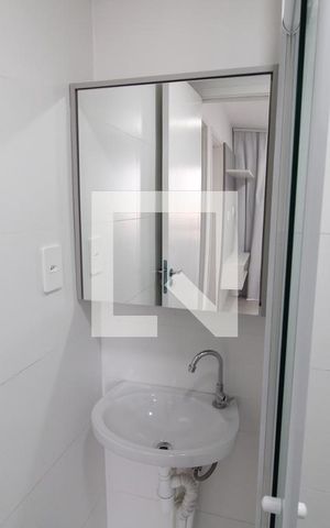 Apartamento para alugar com 40m², 2 quartos e sem vagaBanheiro