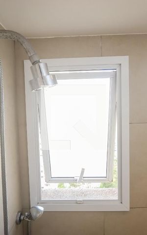 Apartamento à venda com 140m², 3 quartos e 2 vagas Apartamento à venda com 140m², 3 quartos e 2 vagasBanheiro da Suite