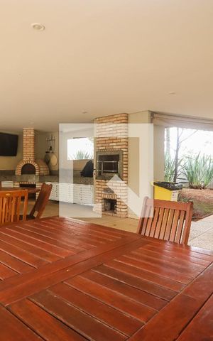 Apartamento à venda com 140m², 3 quartos e 2 vagas Apartamento à venda com 140m², 3 quartos e 2 vagasÁrea comum - Churrasqueira