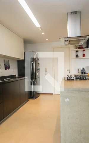 Apartamento à venda com 140m², 3 quartos e 2 vagas Apartamento à venda com 140m², 3 quartos e 2 vagasCozinha