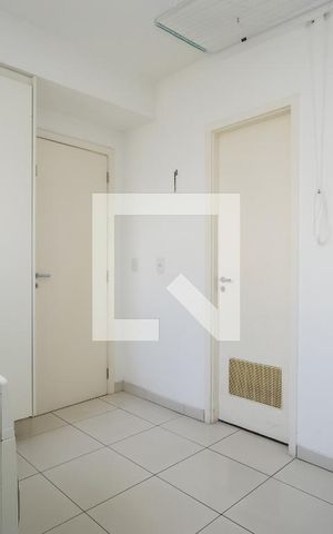 Apartamento à venda com 140m², 3 quartos e 2 vagas Apartamento à venda com 140m², 3 quartos e 2 vagasLavanderia