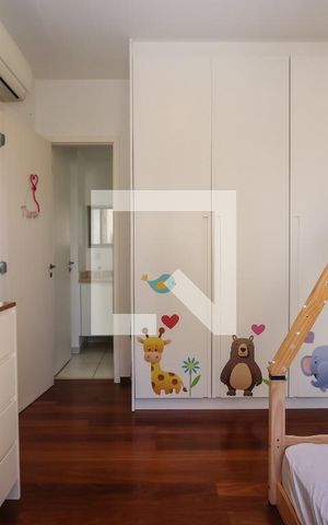 Apartamento à venda com 140m², 3 quartos e 2 vagas Apartamento à venda com 140m², 3 quartos e 2 vagasSuite 3