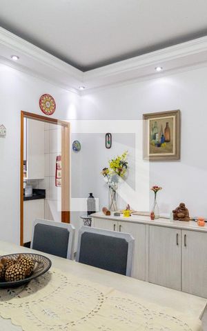Casa à venda com 250m², 4 quartos e 2 vagas Casa à venda com 250m², 4 quartos e 2 vagasSala de Jantar
