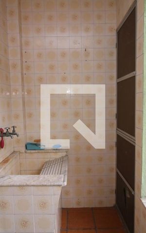 Casa à venda com 256m², 3 quartos e 2 vagasÁrea de Serviço