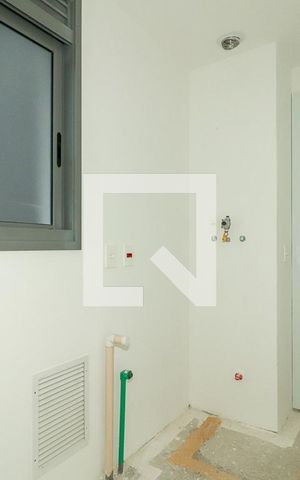 Apartamento à venda com 98m², 3 quartos e 2 vagas Apartamento à venda com 98m², 3 quartos e 2 vagasCozinha e Área de Serviço