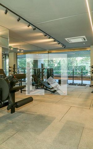 Apartamento à venda com 98m², 3 quartos e 2 vagas Apartamento à venda com 98m², 3 quartos e 2 vagasÁrea comum - Academia