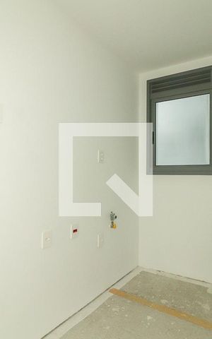 Apartamento à venda com 98m², 3 quartos e 2 vagas Apartamento à venda com 98m², 3 quartos e 2 vagasCozinha e Área de Serviço