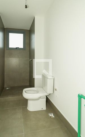 Apartamento à venda com 98m², 3 quartos e 2 vagas Apartamento à venda com 98m², 3 quartos e 2 vagasBanheiro da Suíte